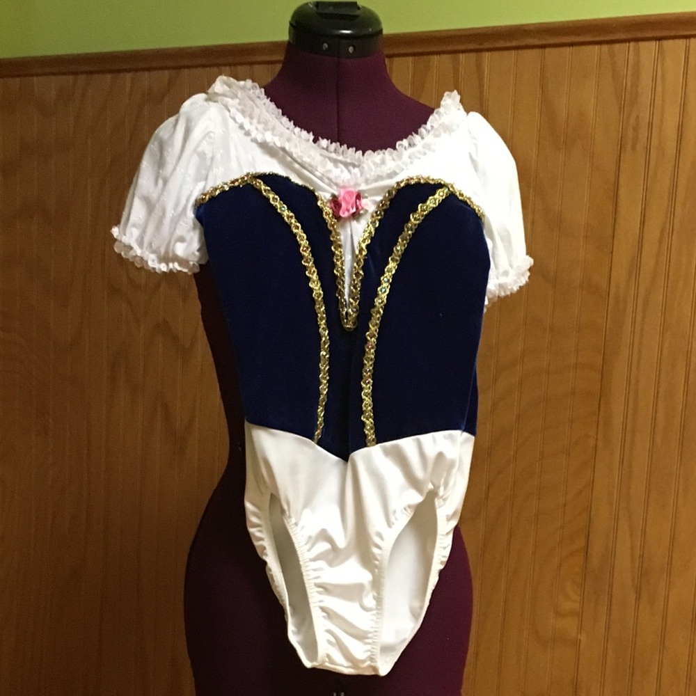 DANCE COSTUME/Top-Leotard
